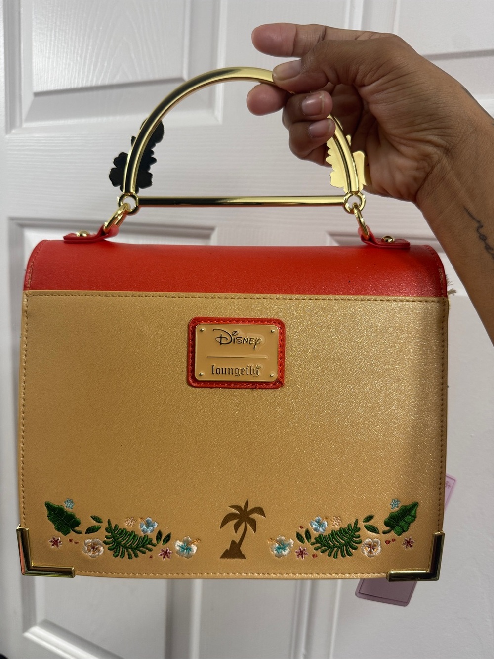 Loungefly Disney Princess Moana crossbody - Picture 2 of 4